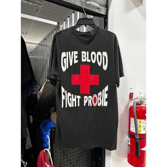 American Vintage Other - Vintage 1992 Bob Probert Give Blood Fight Probie T-Shirt XL